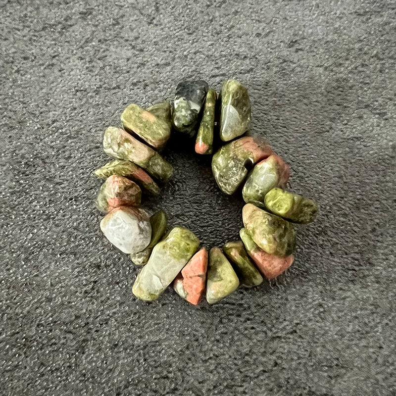 43885429948611